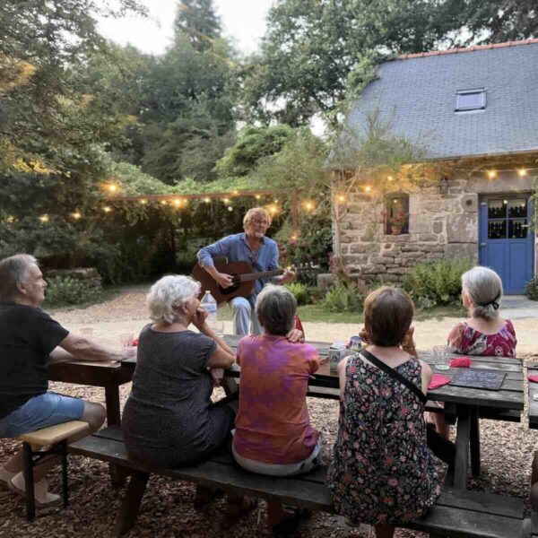 Soirée concert en extérieur au village du Val Richard, Lizio